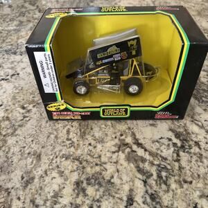 1996 Racing Champions World of Outlaws Jeff Swindell #7 ,1/24 , Sprint Car